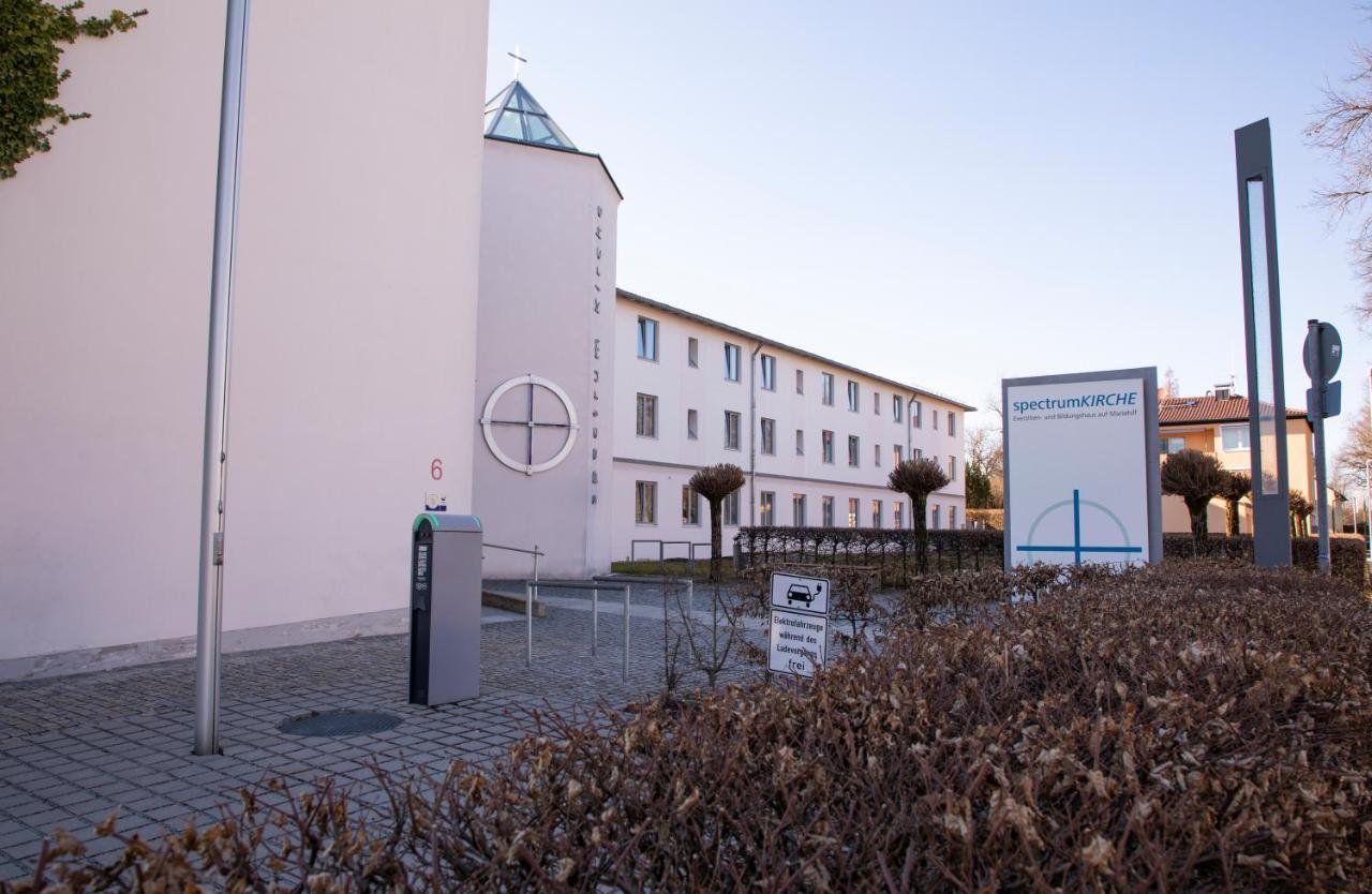Spectrum Kirche Exerzitien-Und Bildungshaus Auf Mariahilf Πασάου Εξωτερικό φωτογραφία